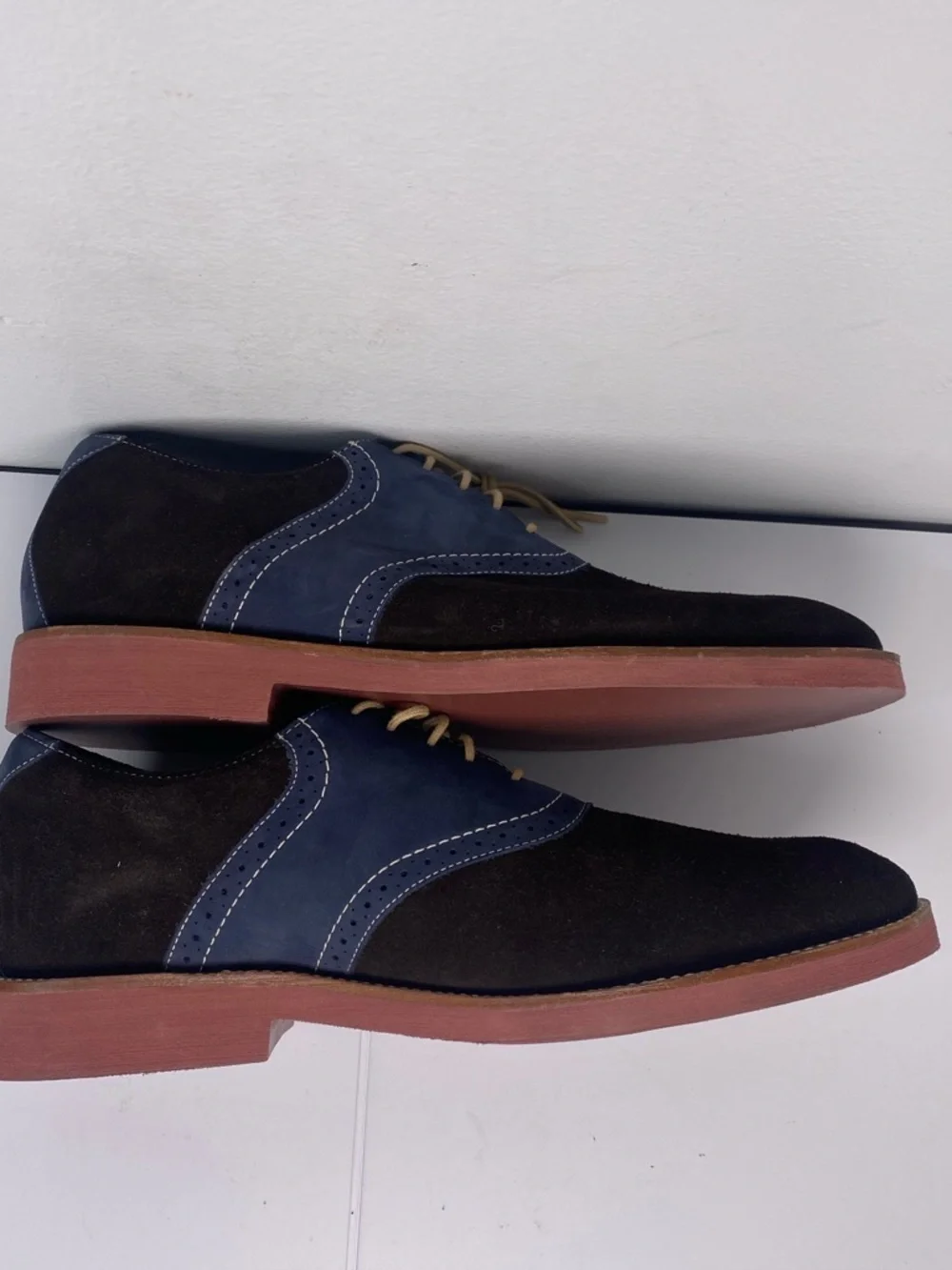 Neil M Dark Blue & Black Low-Top Suede Oxford Shoes w Yellow Laces